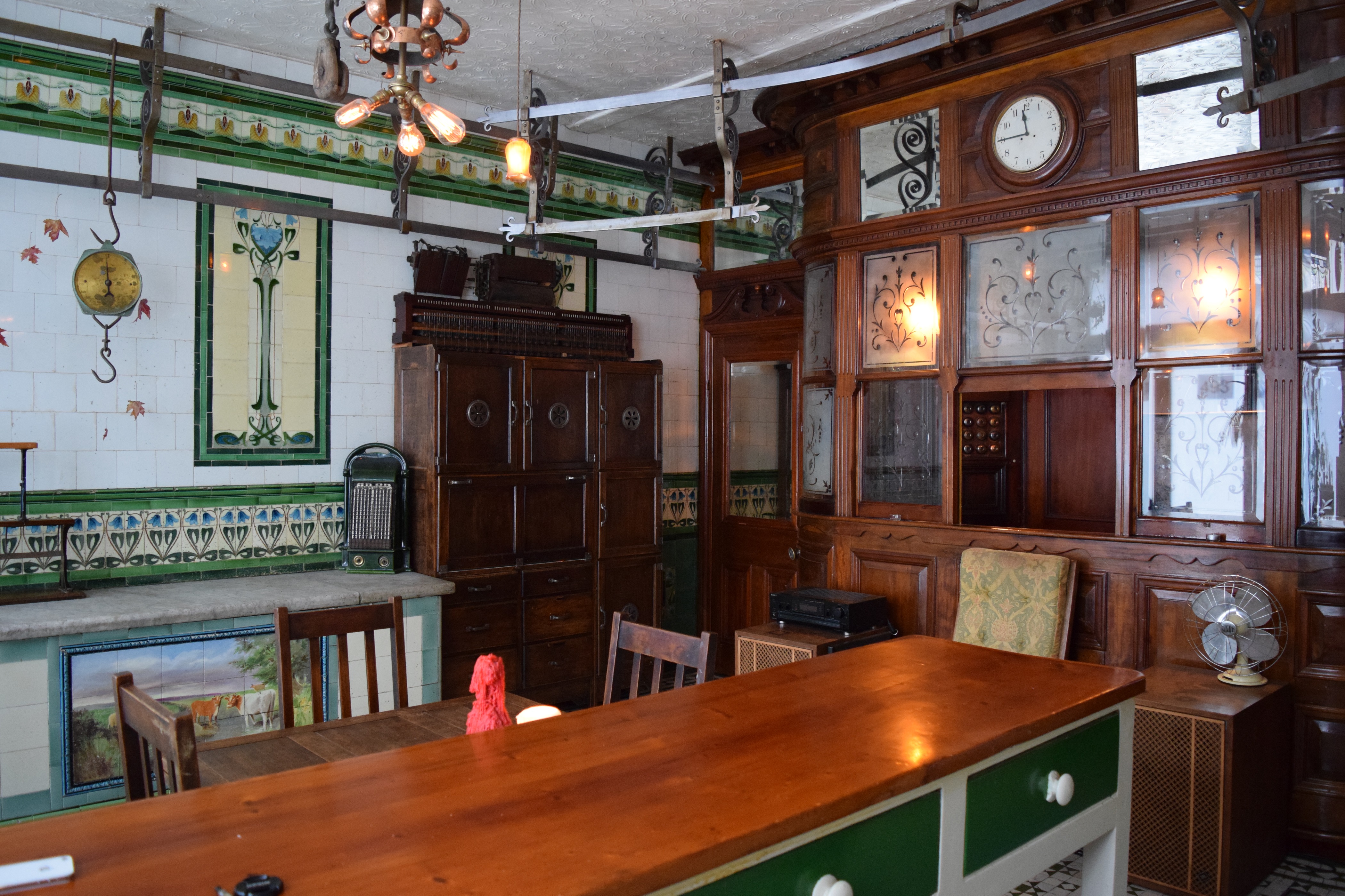 Shop - 30qgtgwqbqk.JPG