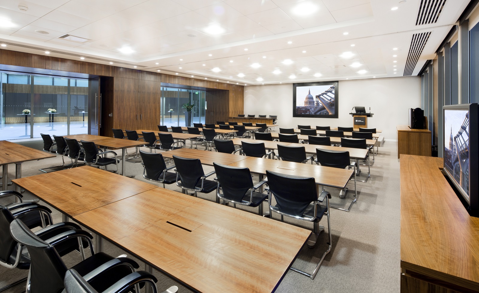 Modern conference room at London Stock Exchange, ideal for corporate events and workshops.