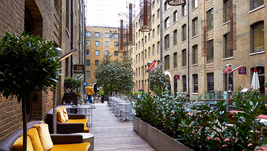 Stylish outdoor venue at Devonshire Terrace, ideal for networking events and meetings.