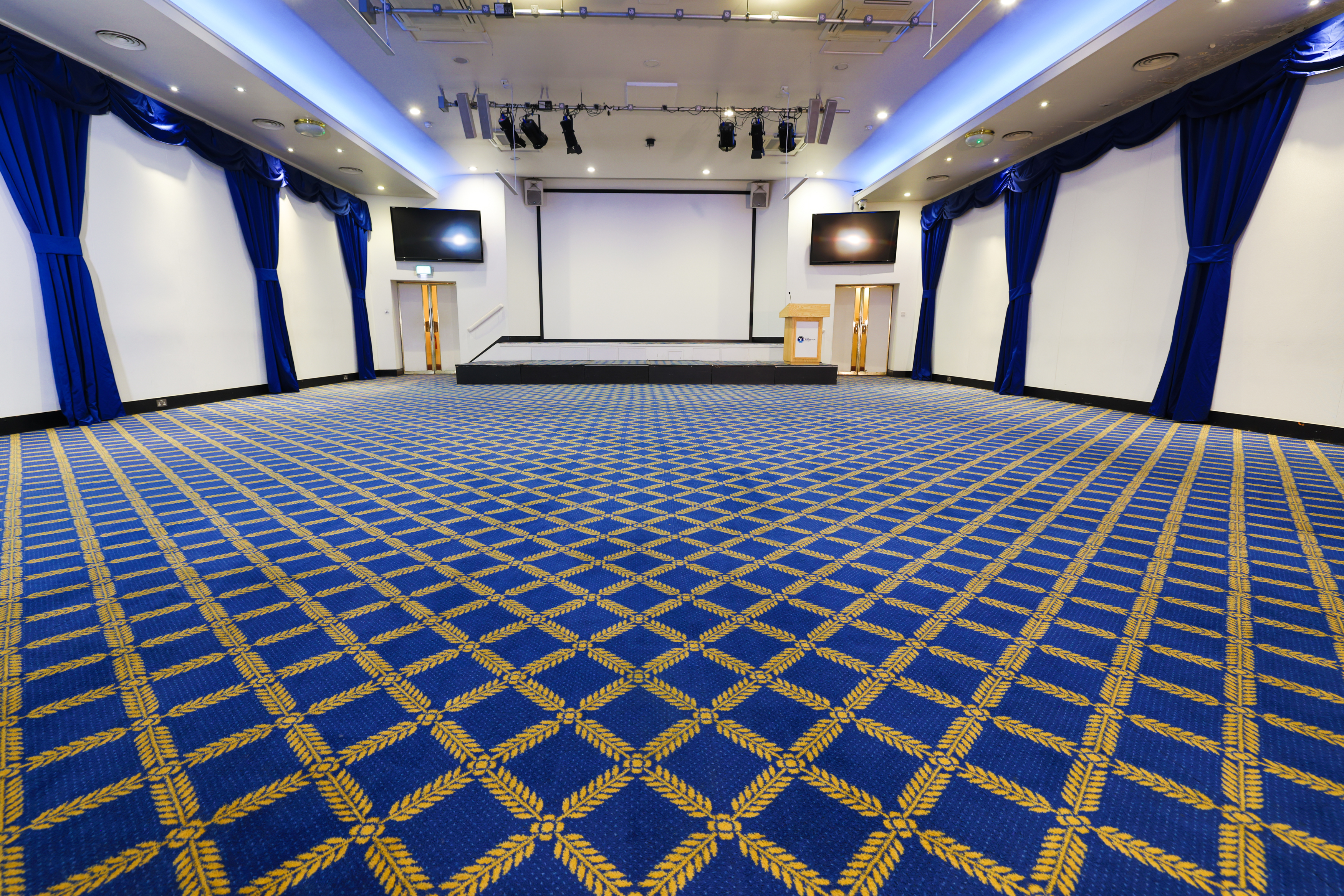 Bill Boeing Room - zwsxyhh5syk.jpg