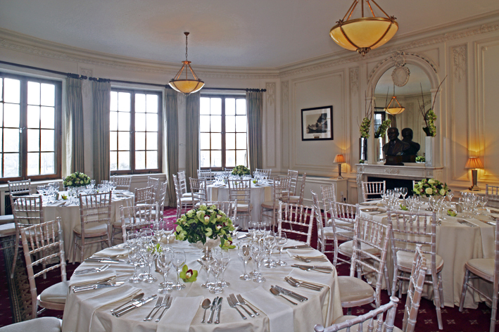 Handley Page Room - Handley Page dinner on rounds.jpg