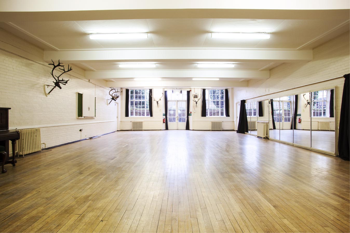 Trefusis Room - Trefusis (2). Photo, Mischa Haller.jpg