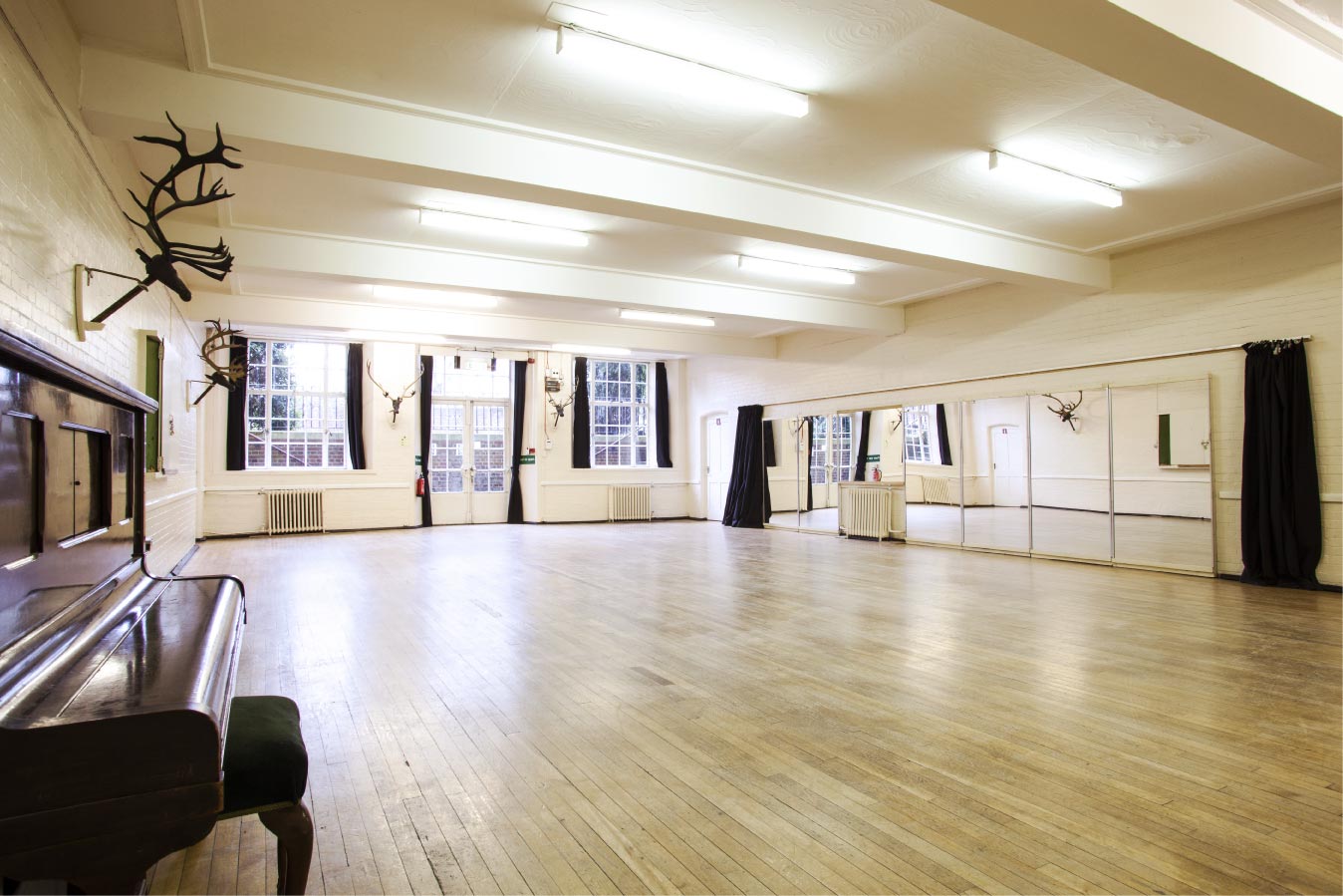 Trefusis Room - Trefusis (3). Photo, Mischa Haller.jpg