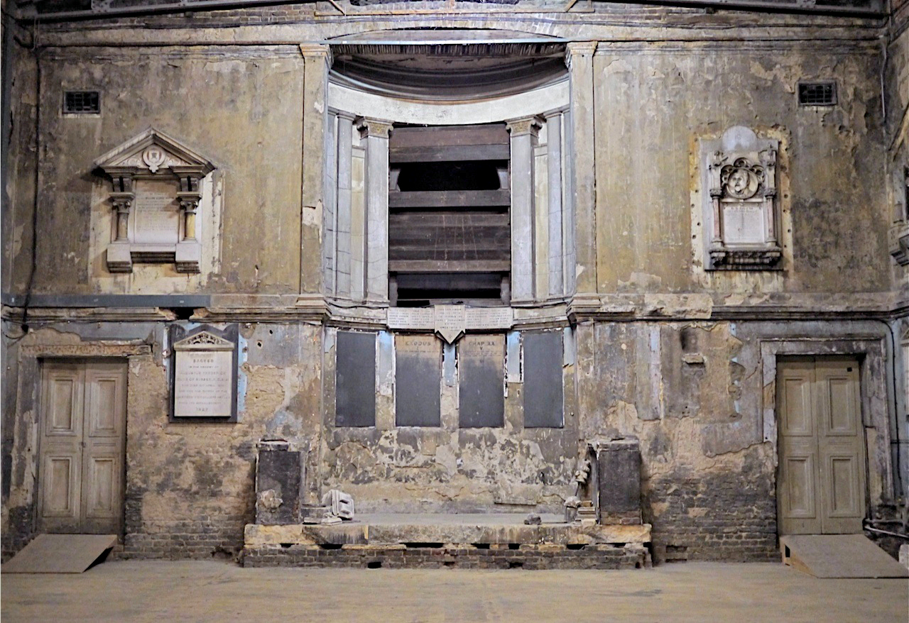 The Chapel in Asylum: rustic venue for intimate events and artistic presentations.