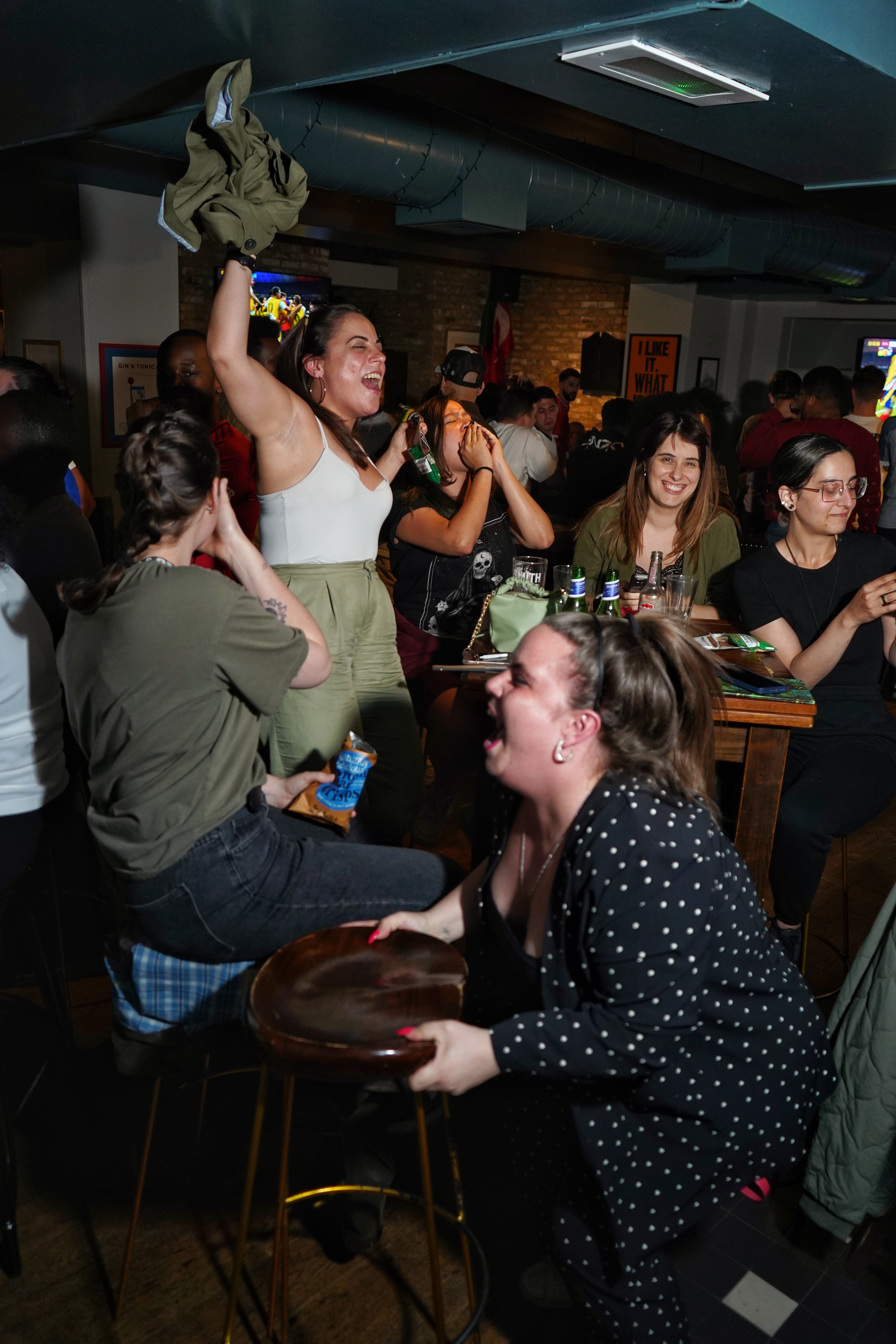 The Main Bar - md4lcbange1.JPG