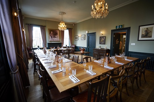 Romney Room - hqddf0mnk2j.jpg