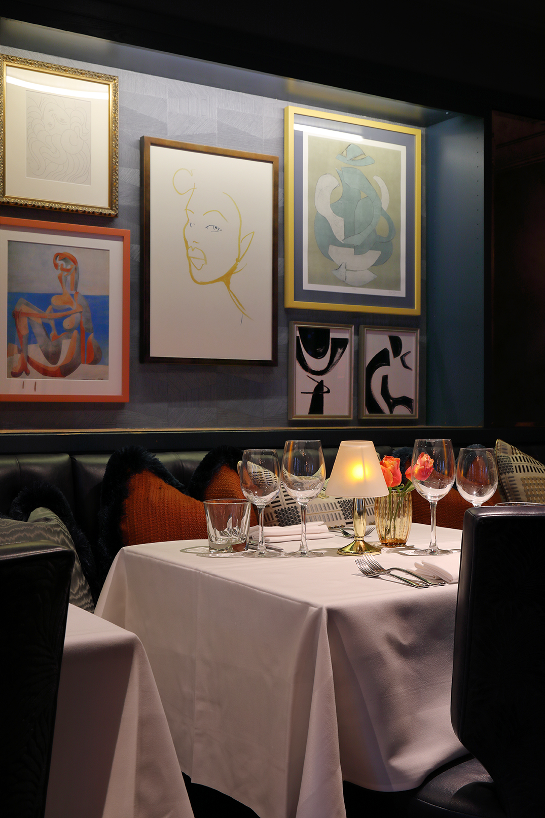 The Club Room - d4baf4kyuxs.jpg