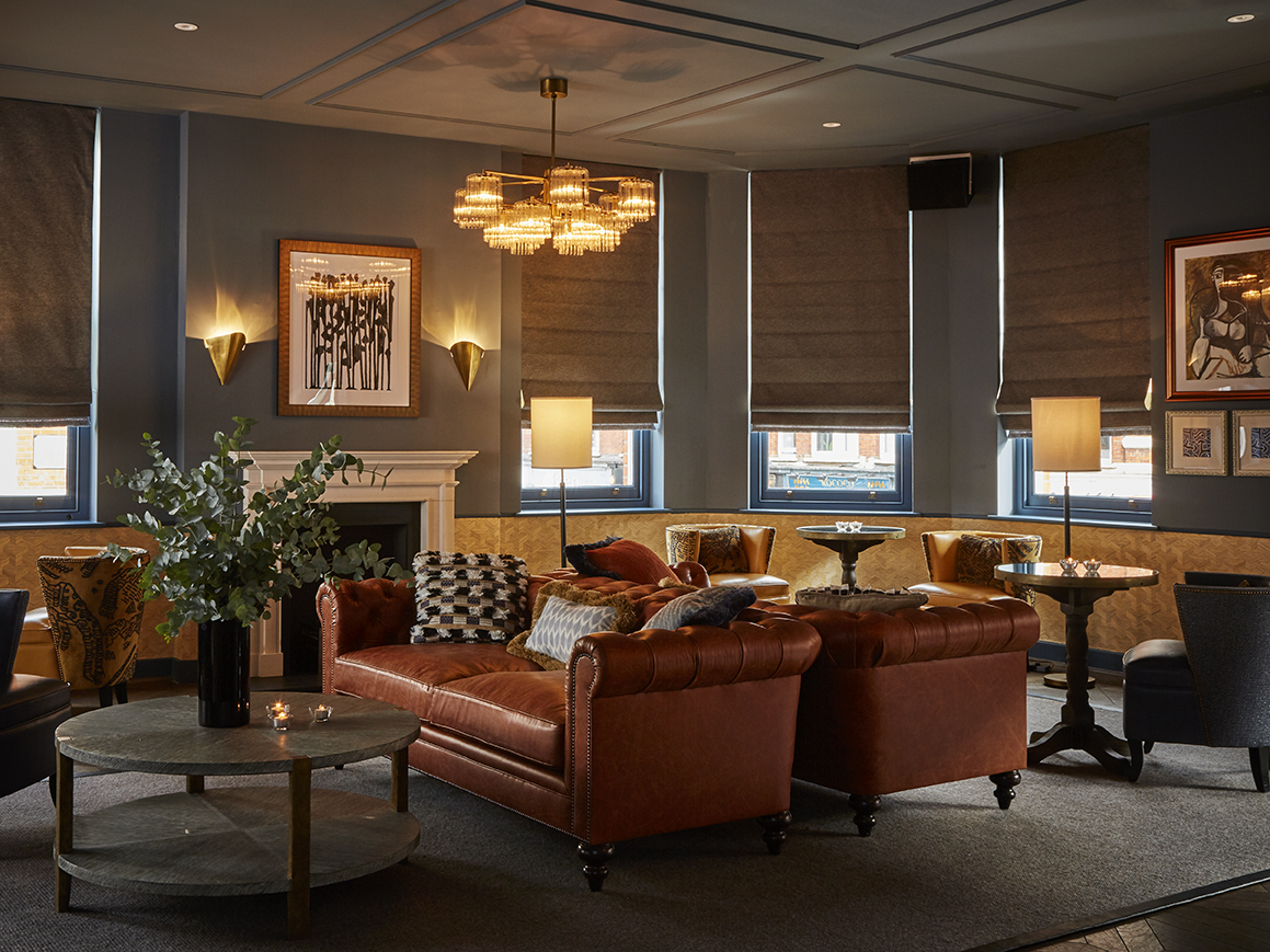 Stylish lounge at Albert's Beaufort House, ideal for networking events and meetings.
