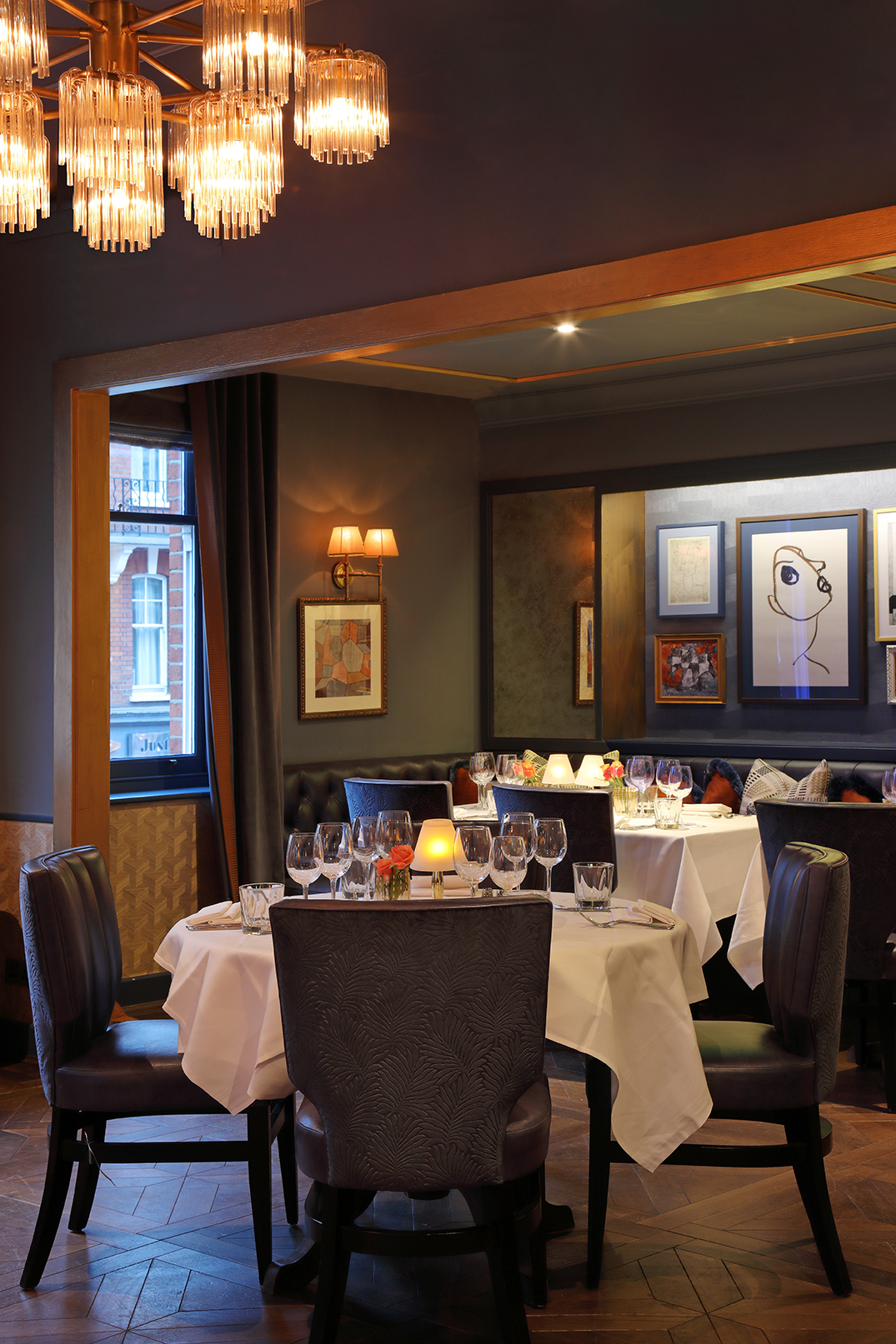 The Club Room - uvvnp35knhr.jpg