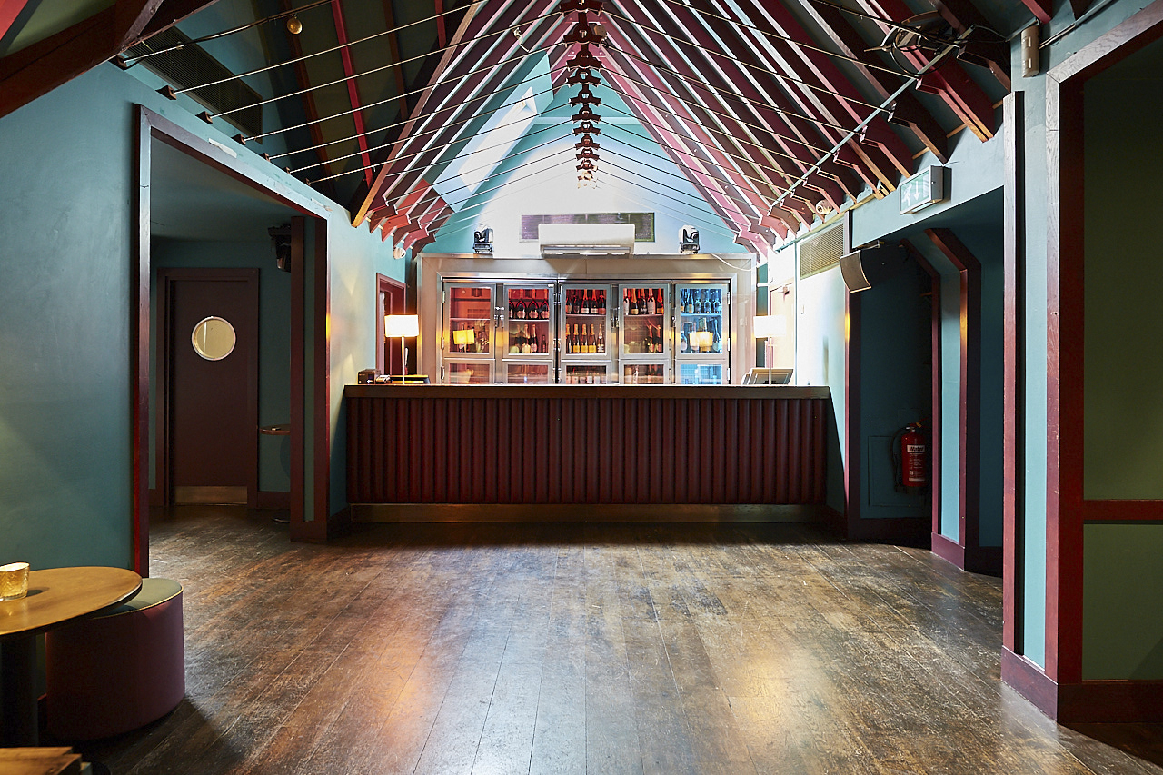 Penthouse Champagne Bar - hiae0qf4uvq.jpg