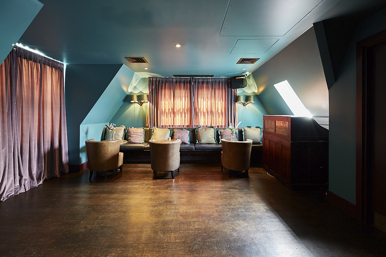 Penthouse Champagne Bar - ruihhrubh5u.jpg