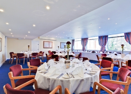 Calthorpe Suite at Best Western: elegant event space for corporate and social gatherings.