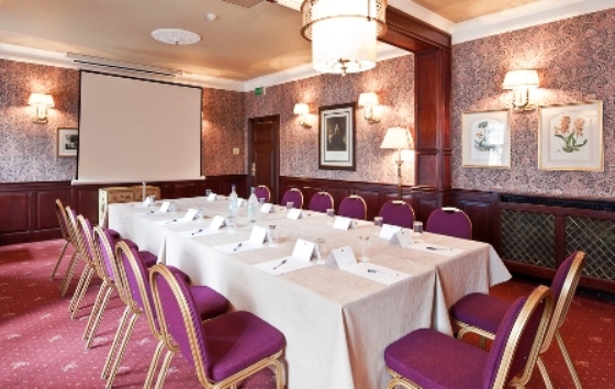 Bournville Suite meeting room with elegant decor for corporate events and workshops.