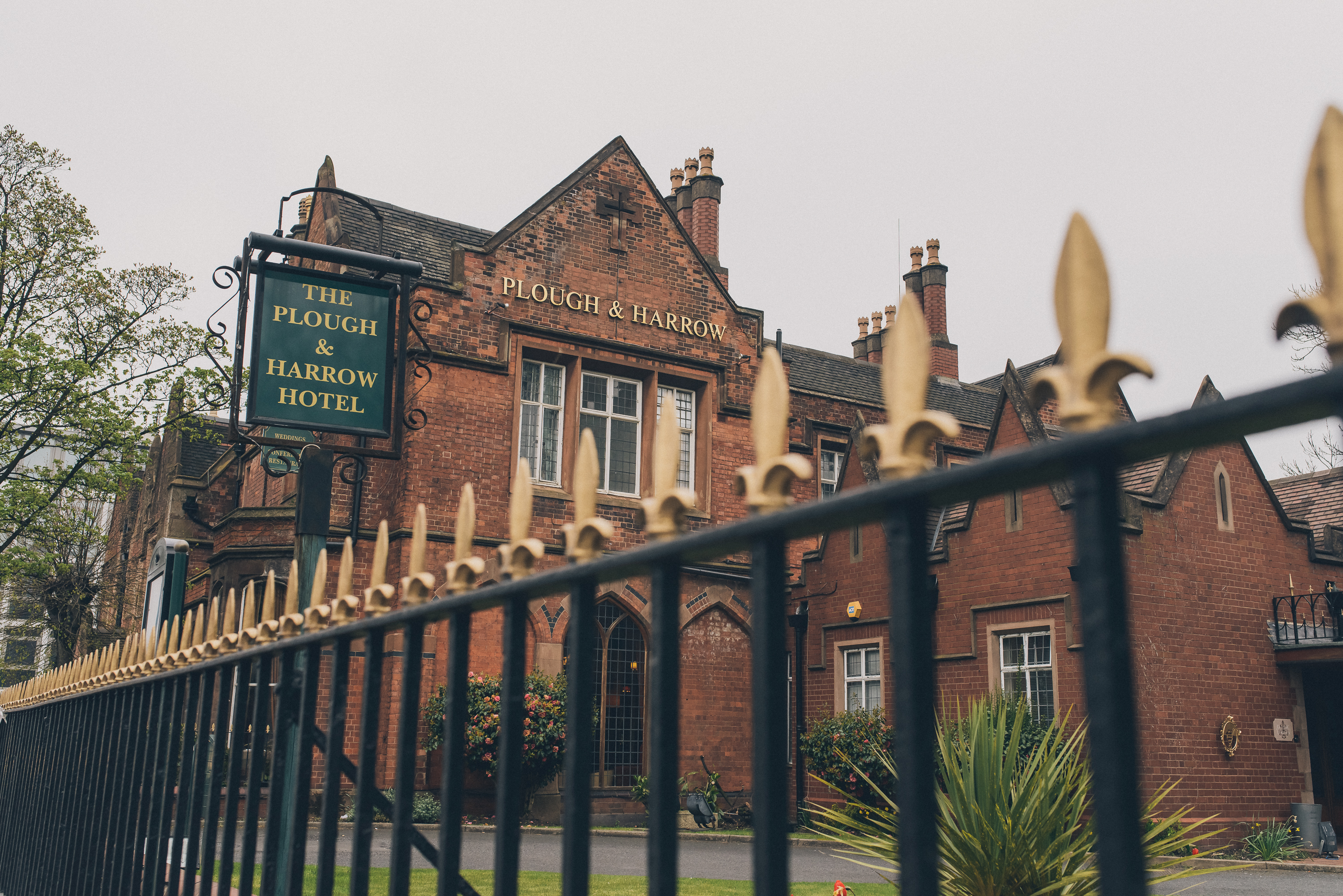 Terrace Room - l0j251b4uqm.jpg