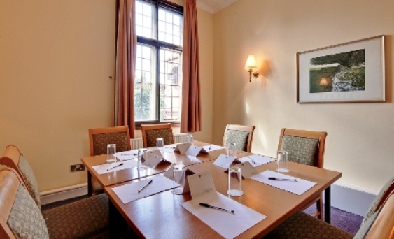 Warwick Suite meeting room at Best Western, perfect for workshops and team meetings.