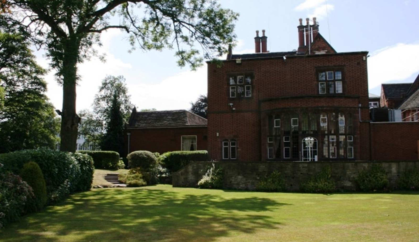 Warwick Suite at Best Western Plough and Harrow Hotel, ideal for outdoor events and gatherings.