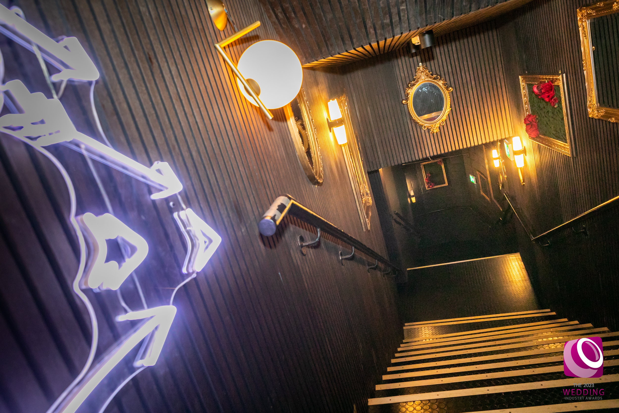 Underglobe - solstwtib2o.jpg