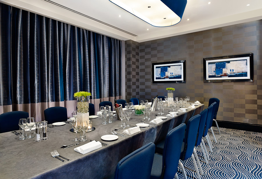 Elegant meeting room at DoubleTree by Hilton, Victoria for corporate events.