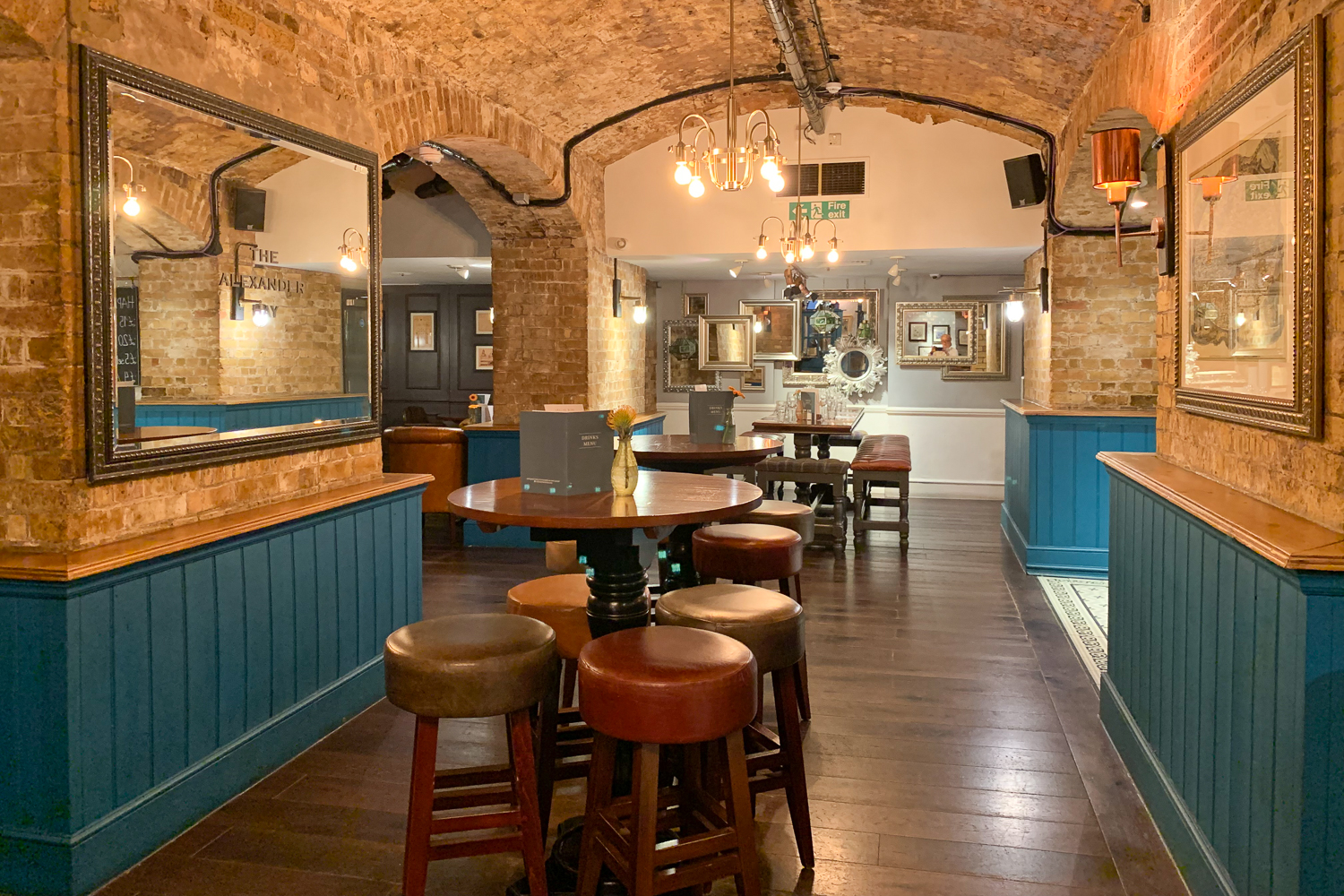 Whole Venue - tids5iokzir.jpg