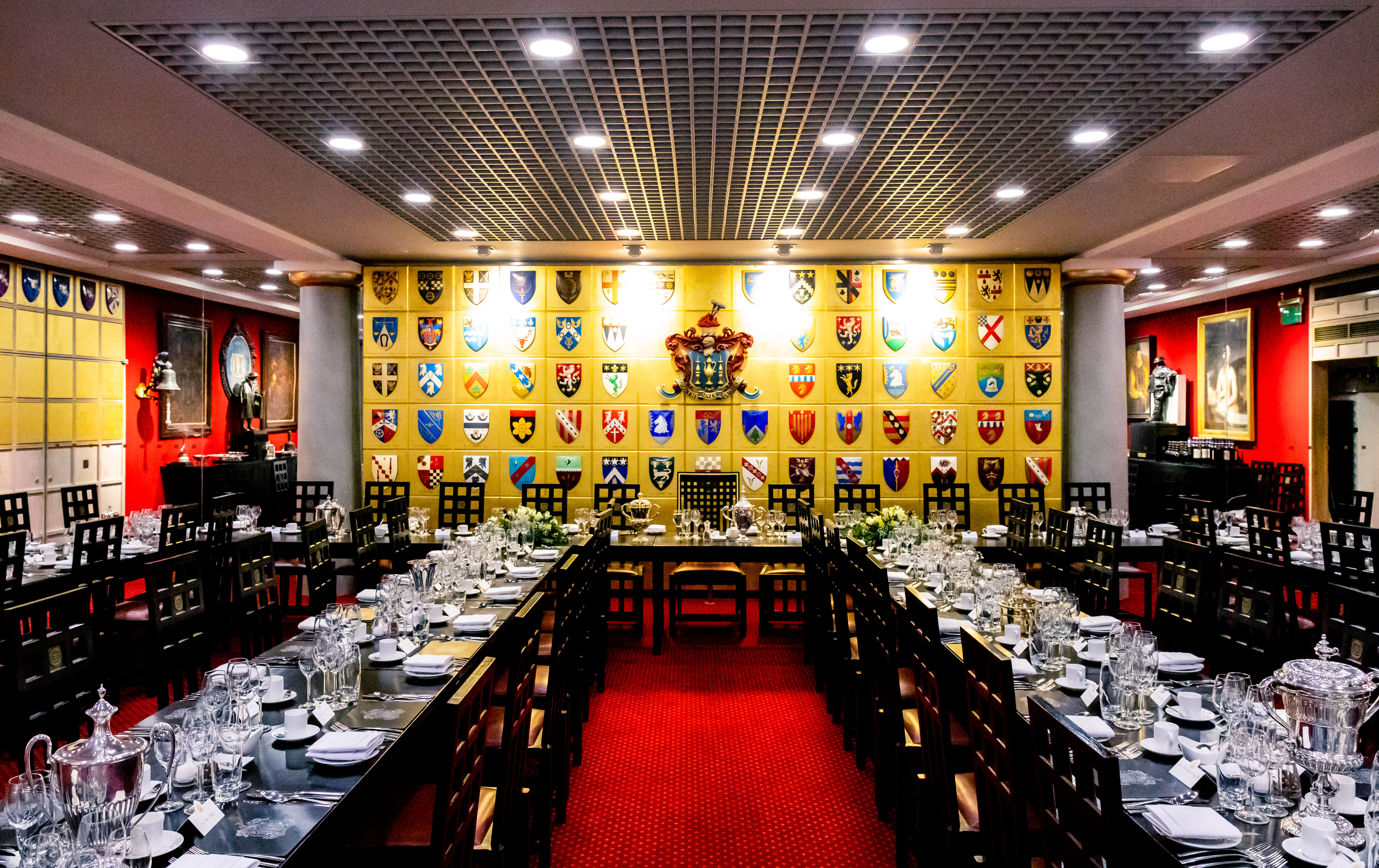Elegant dining setup in Livery Hall, ideal for formal events and corporate gatherings.
