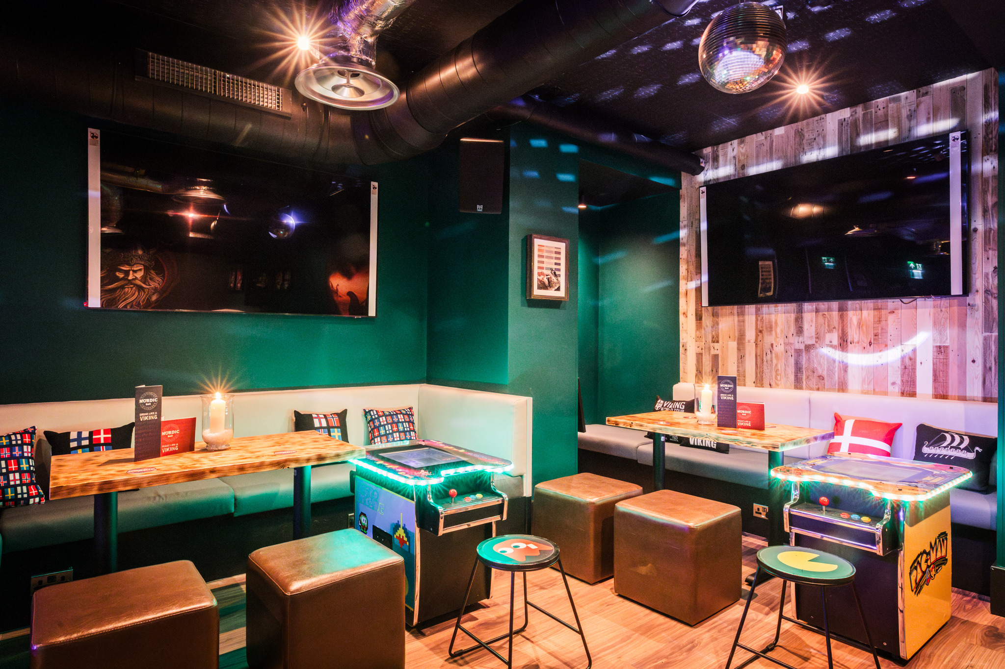 The Games room - ijxxmq1i413.jpg