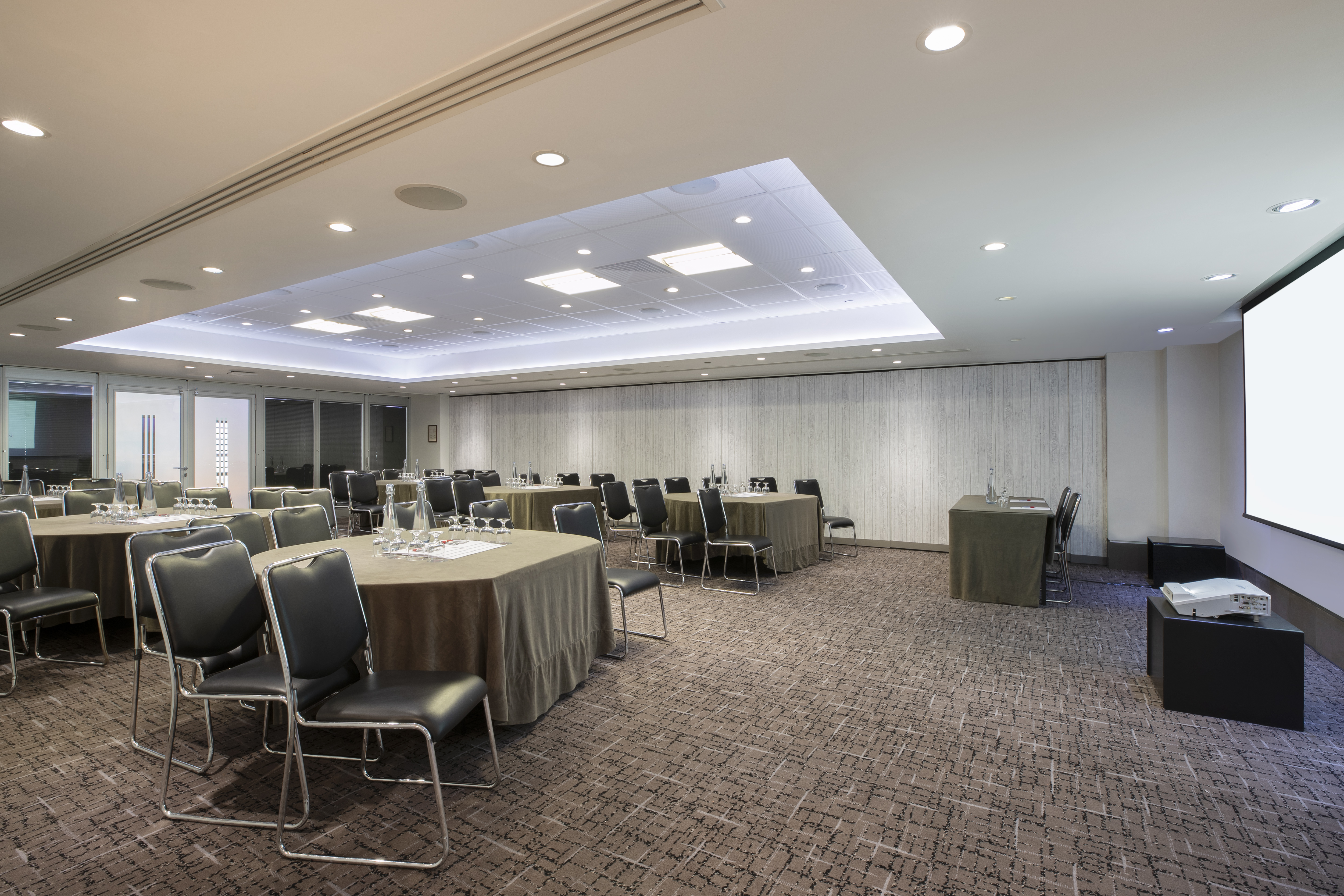 Minories - goe4lg3k10t.jpg