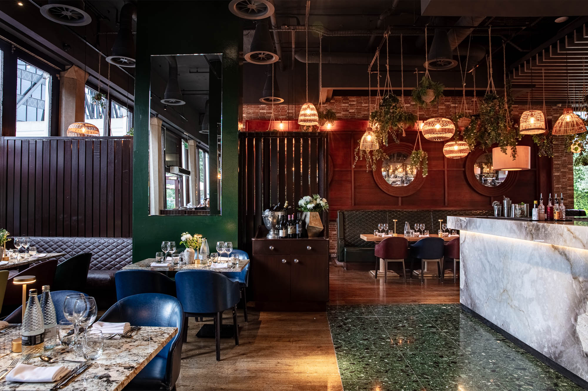 Semi-Private Bar Area - gxwi1qqlbqw.jpg