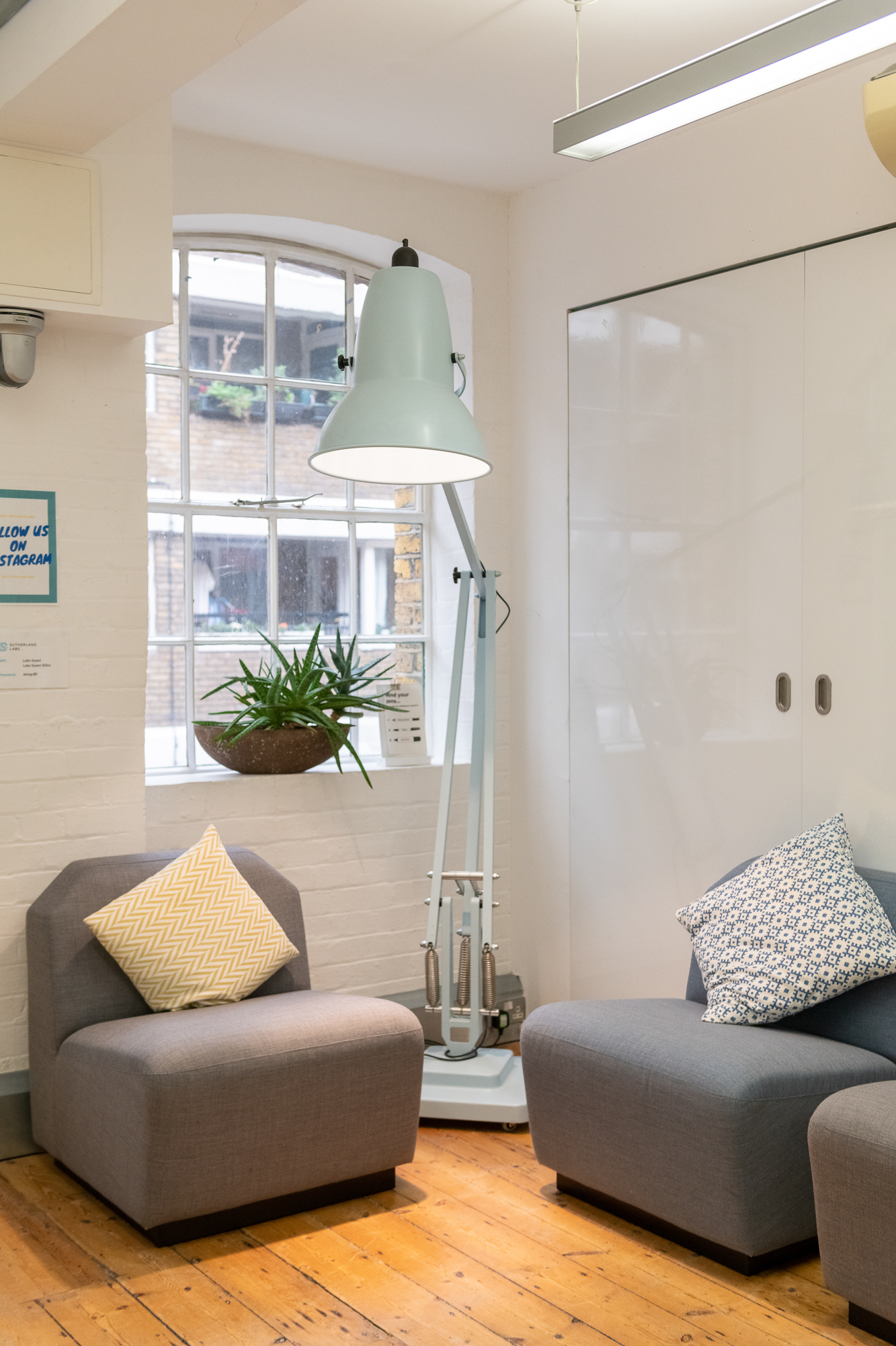 The Warehouse & Snug - eecivr0gnch.jpg