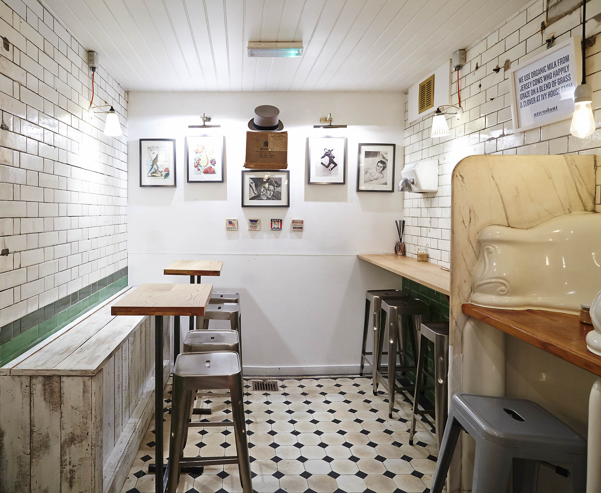 Whole Venue - 5rjhqgxv15k.jpg