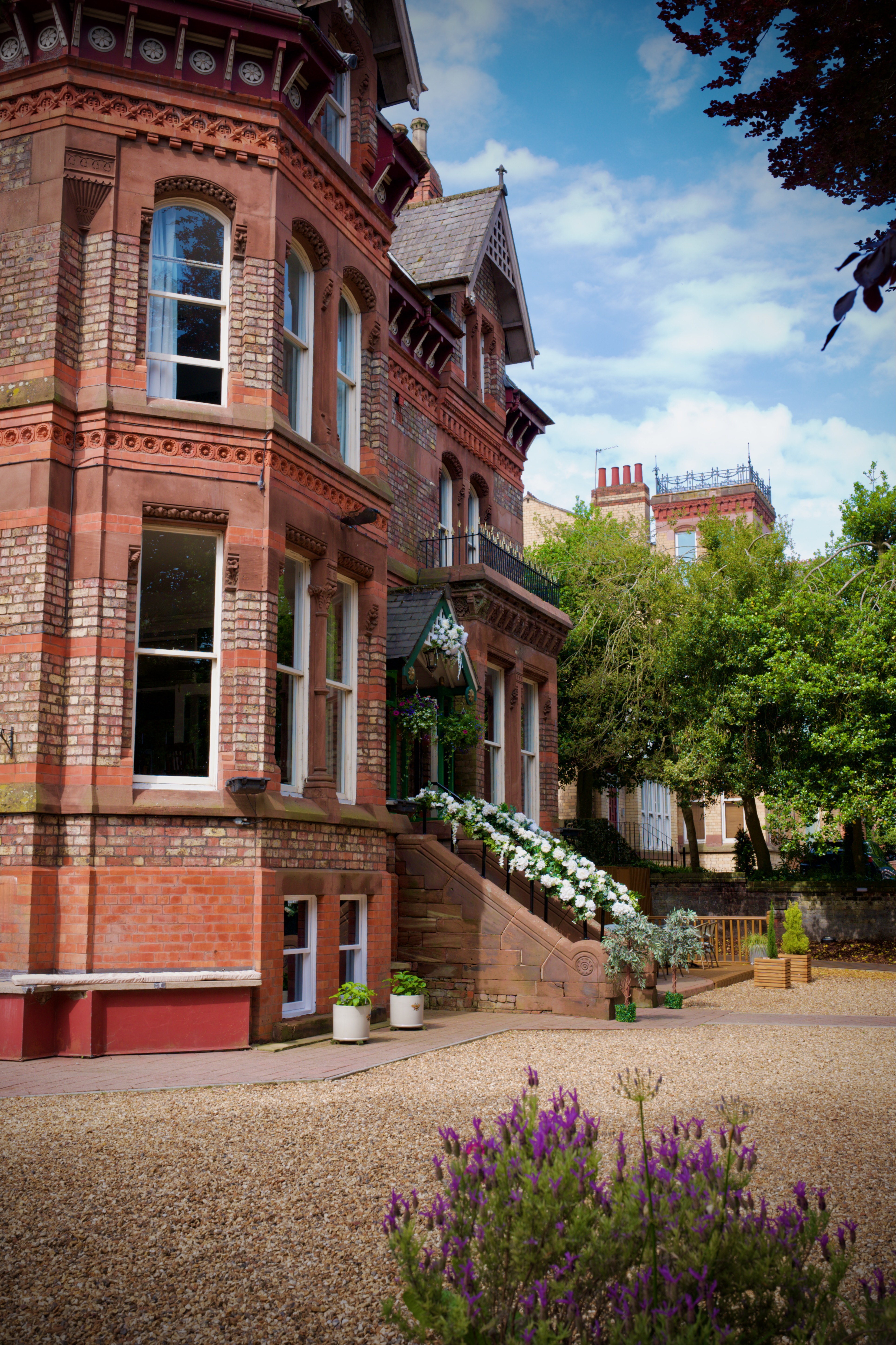 Function Suite - 32idt0a1ezu.jpeg