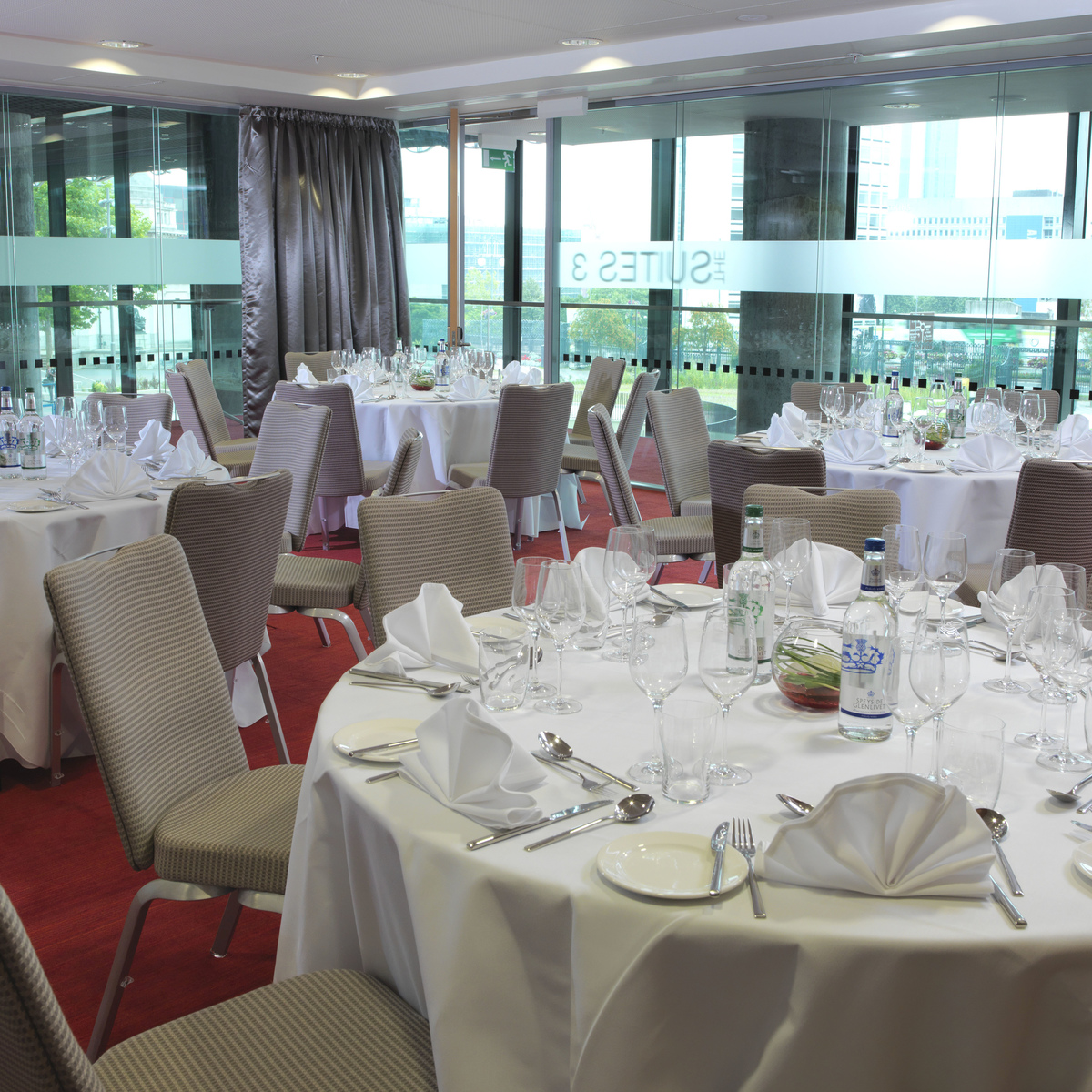 Banquet setup at Unique Venues Birmingham, ideal for corporate events and gatherings.