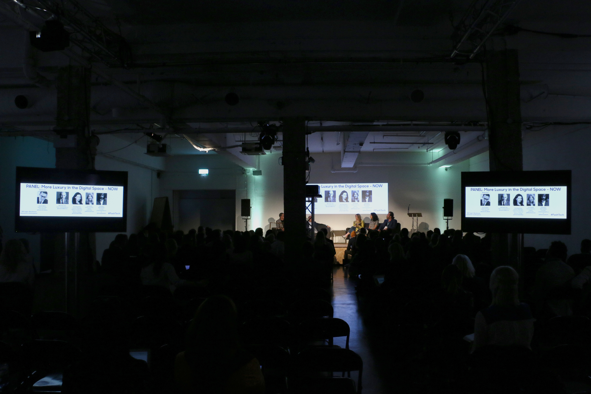 Whole Venue - qcw3suabmcd.jpg