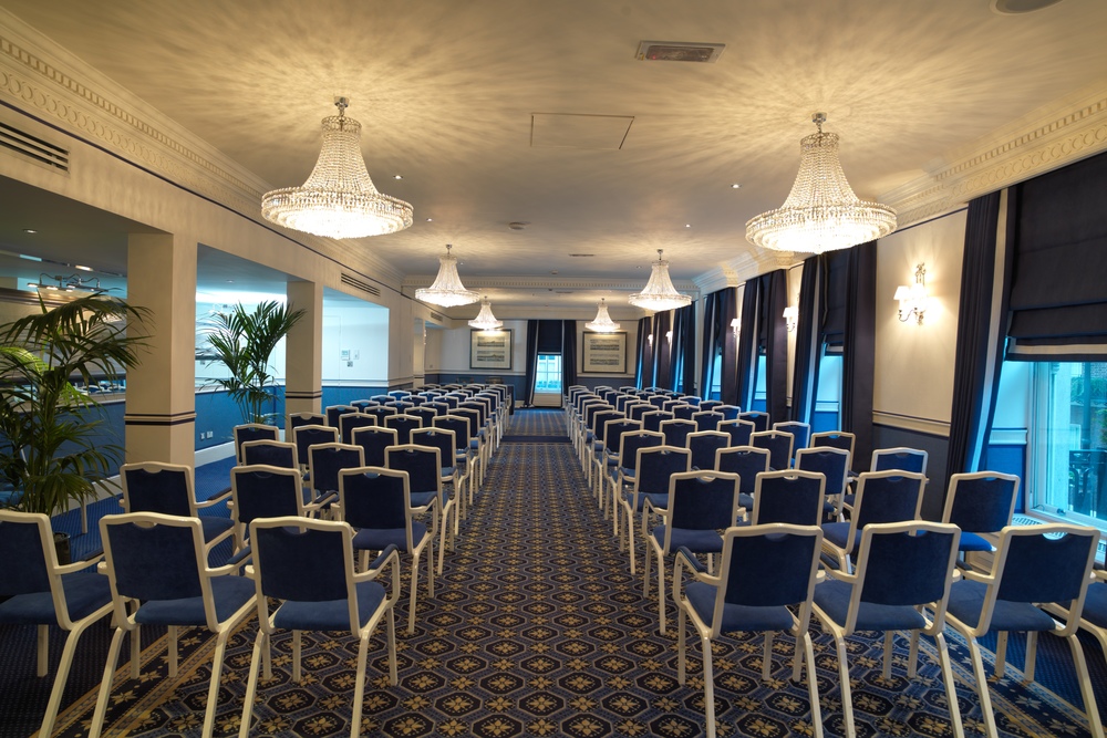 Royal Suite - x2dz2yb1eyk.jpg