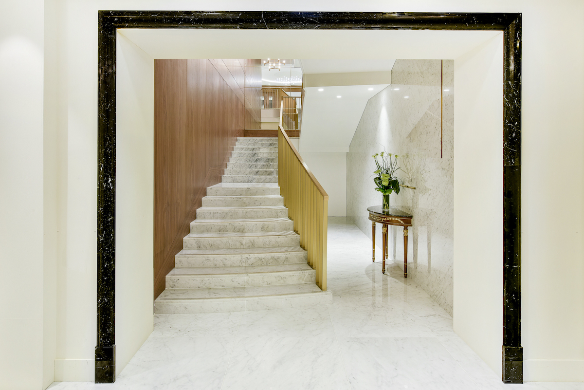 Elegant entrance of Willow Suite, Royal Lancaster London, ideal for upscale events.