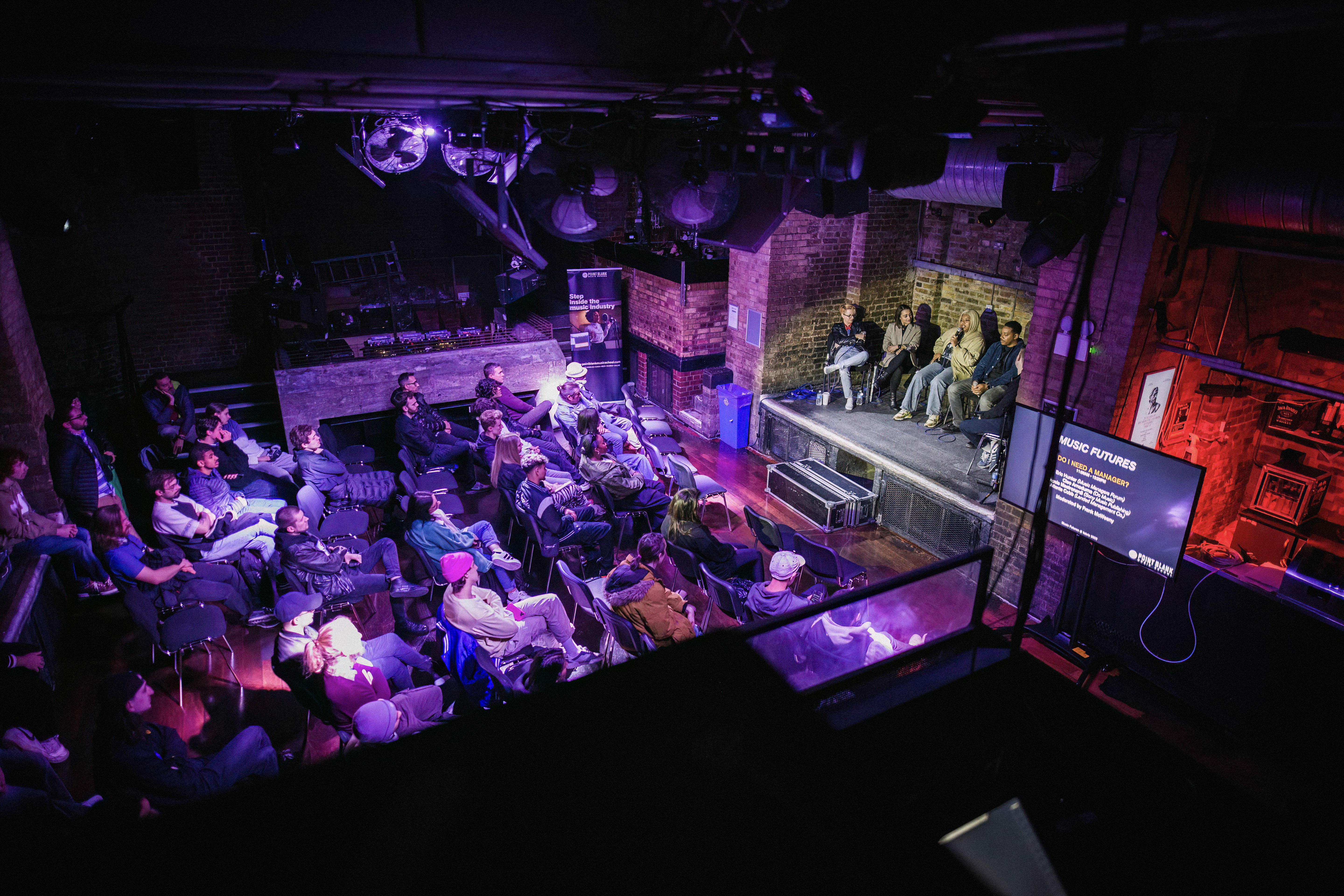 Room 2 - 5abjnafmp5e.jpg