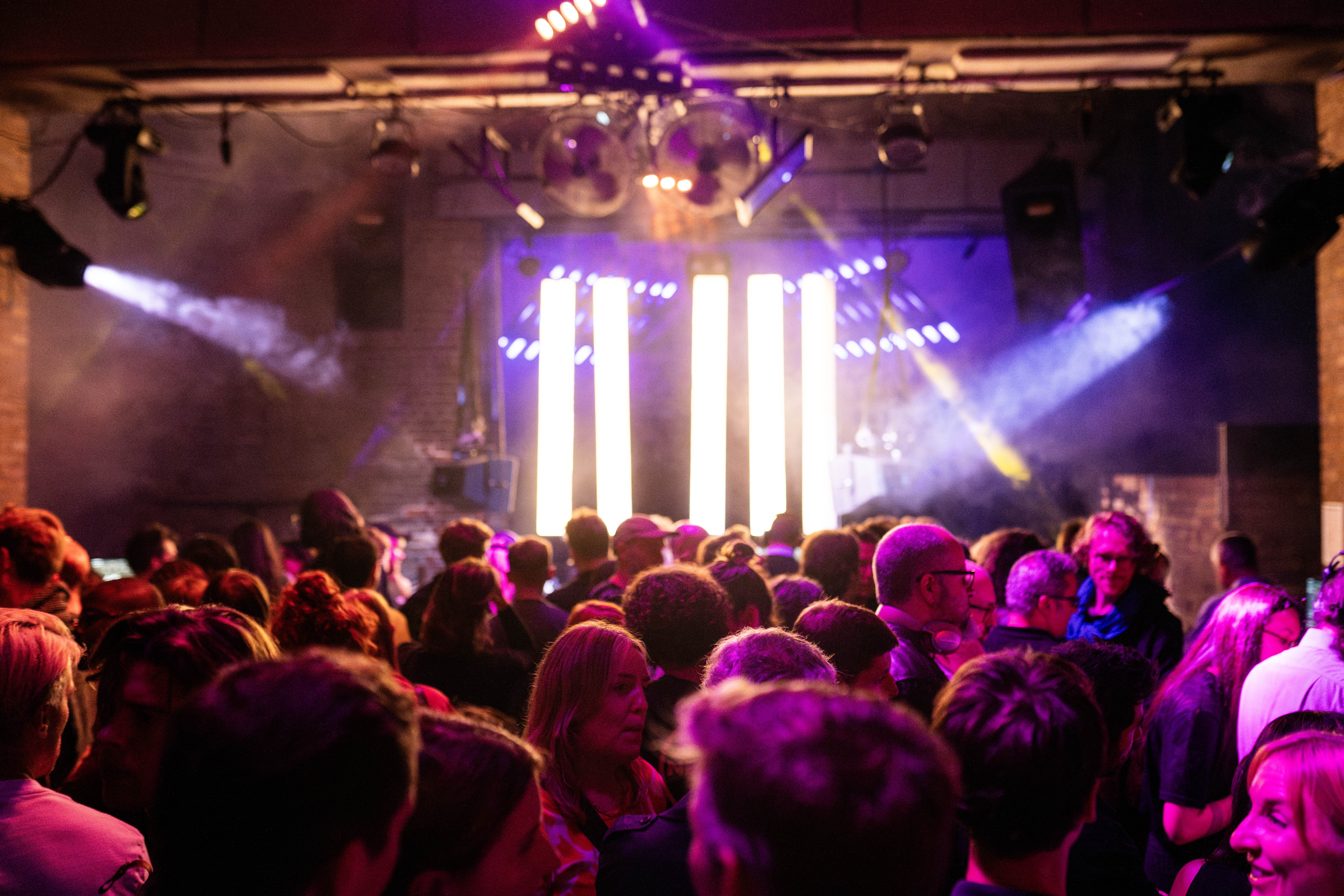 Room 2 - wssg2z2alvw.jpg