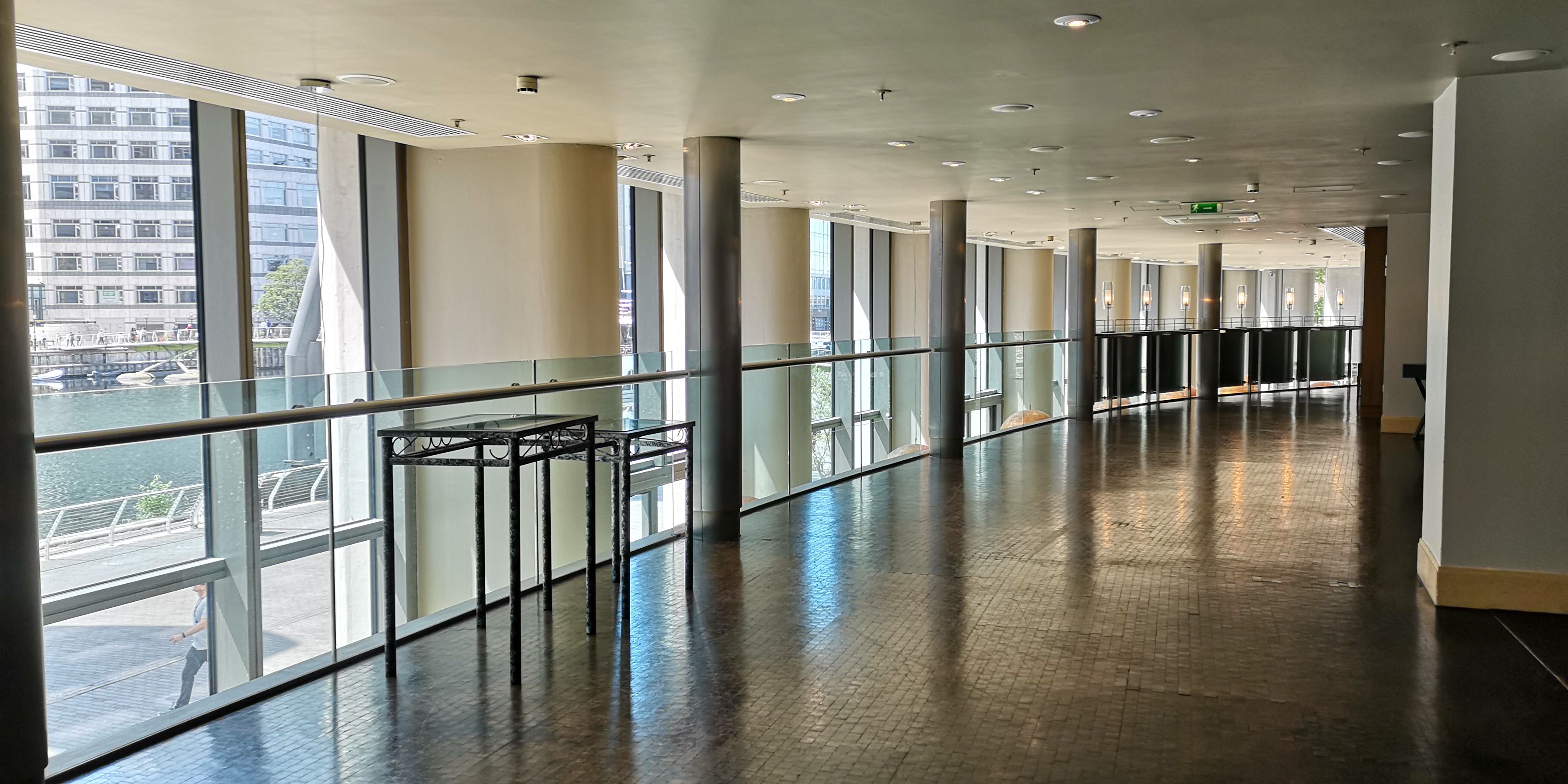 Mezzanine Restaurant - k5kumozlaaa.jpg