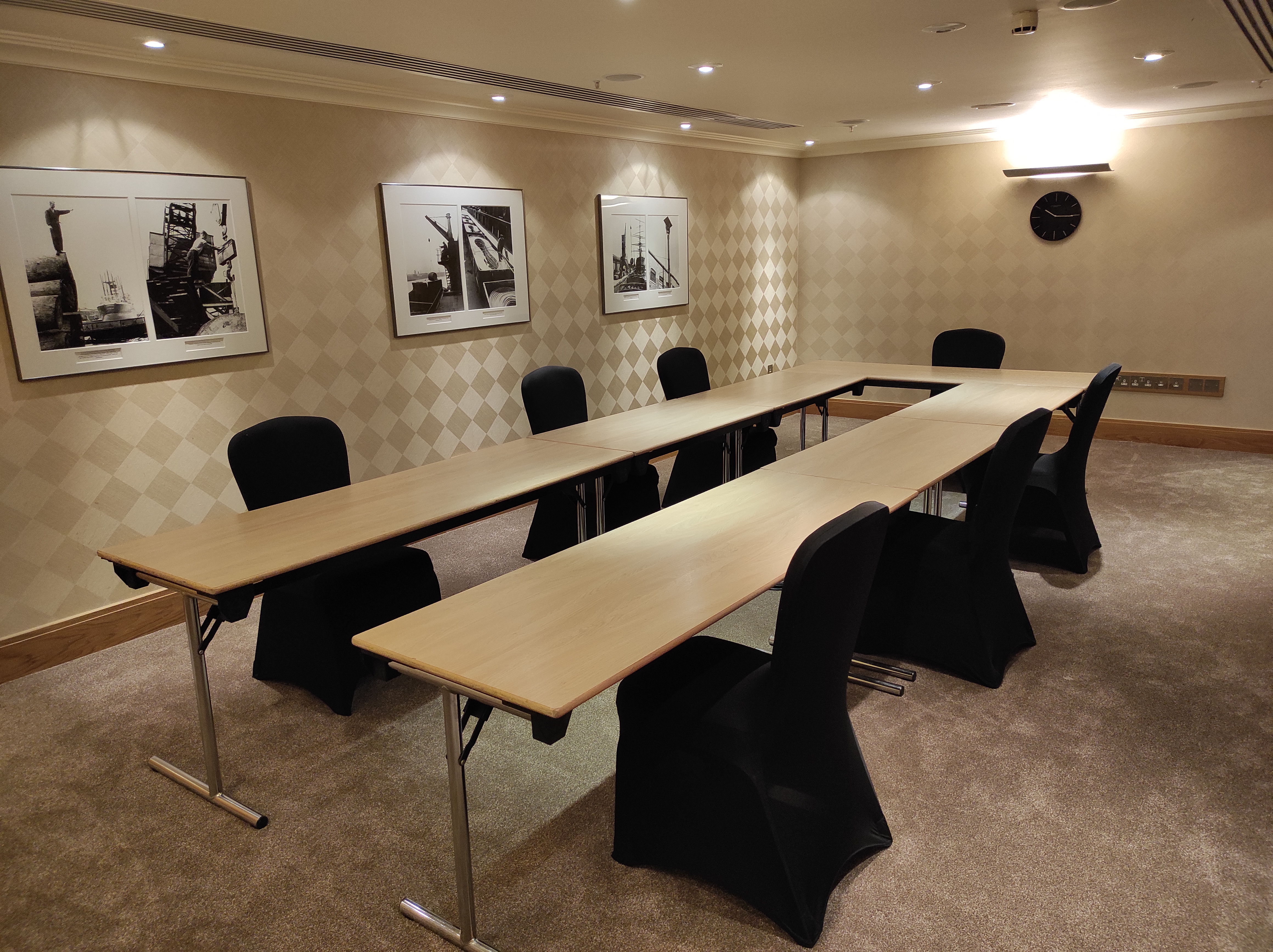 Ginger Room - aqtdwskrvzx.jpg