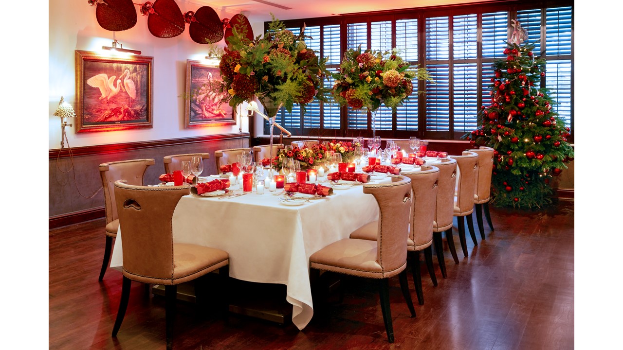 Elegant dining setup in Jubilee Suite, perfect for corporate events and holiday gatherings.