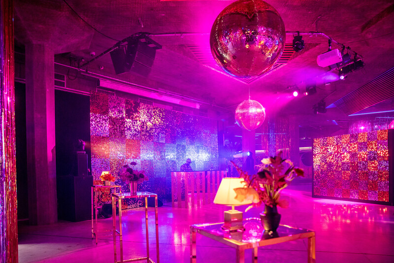 Queen Elizabeth Hall Foyer - wdyvaj1ddjo.jpg