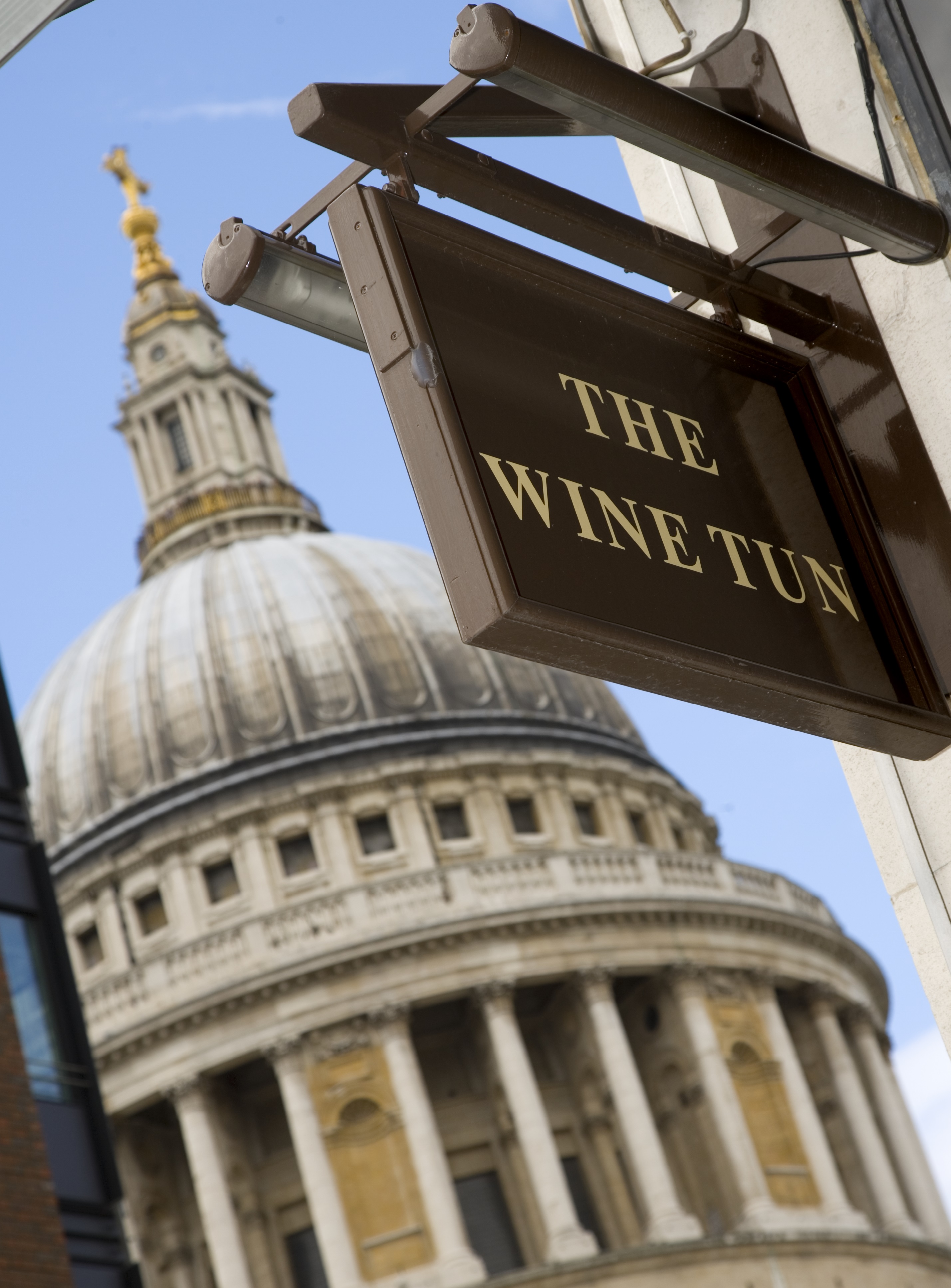 Charming Wine Tun garden venue near iconic dome, ideal for events and networking.