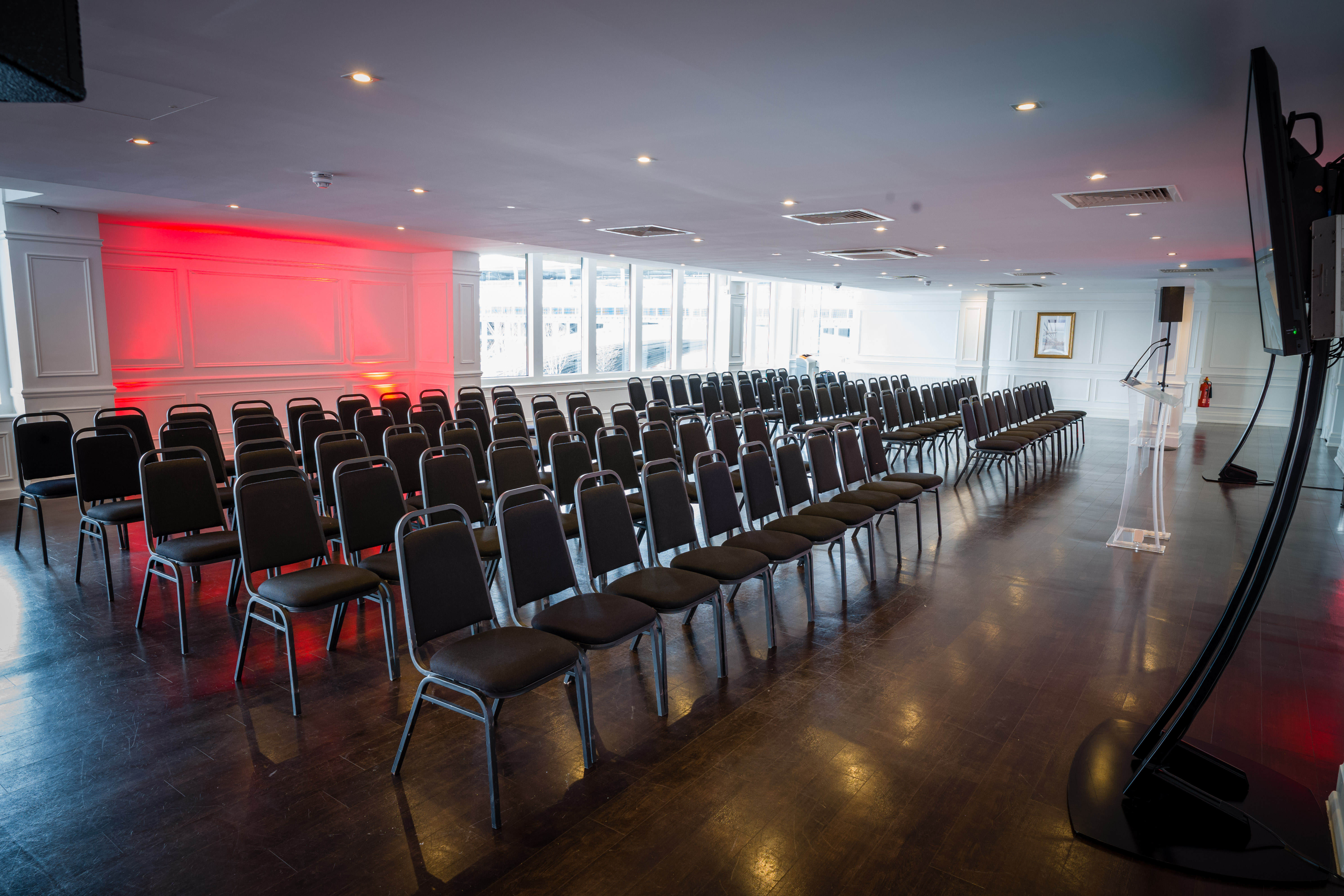 Lower River Room - jtkidmh5qmk.jpg