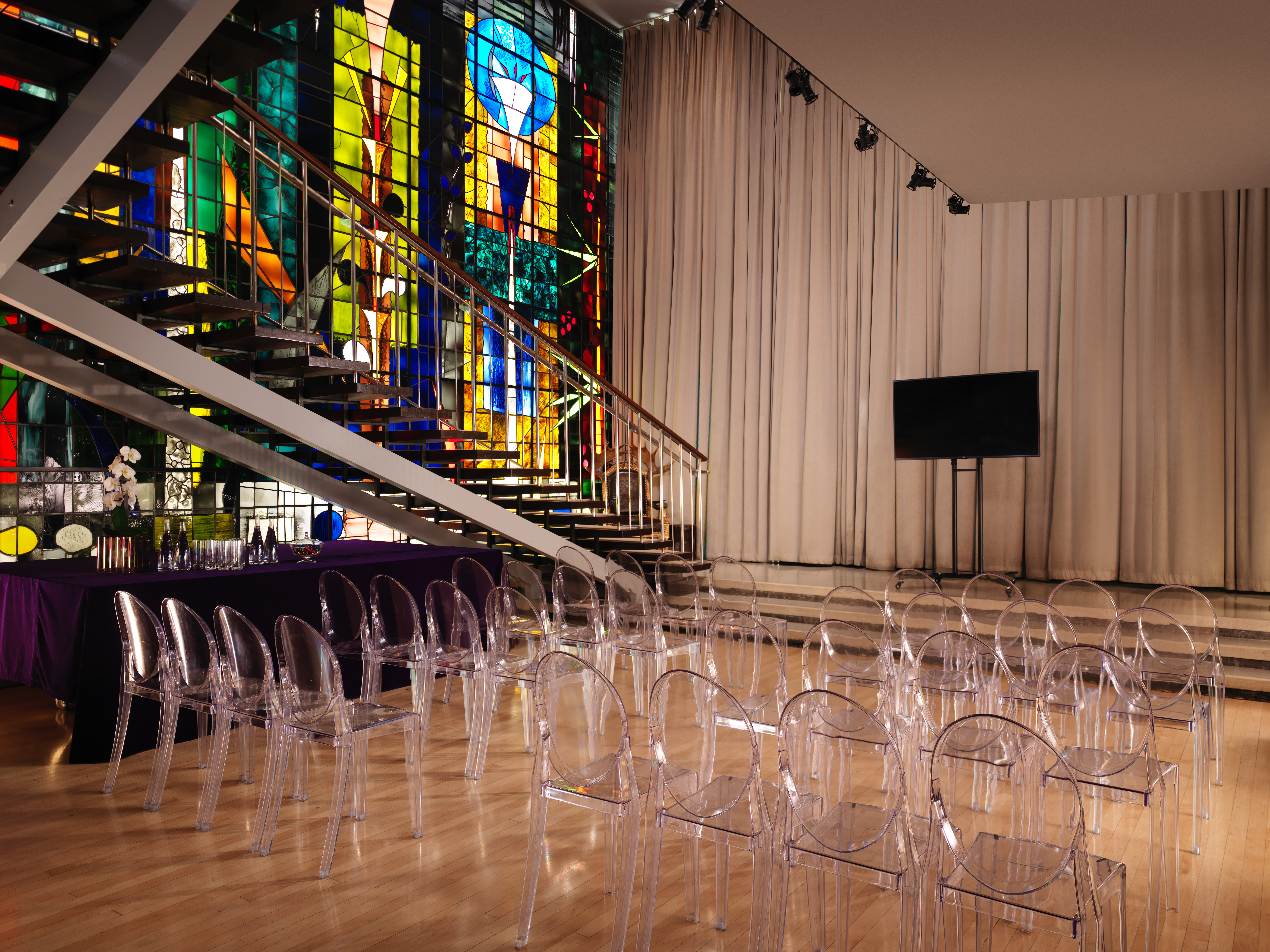 Sanderson London - image 1