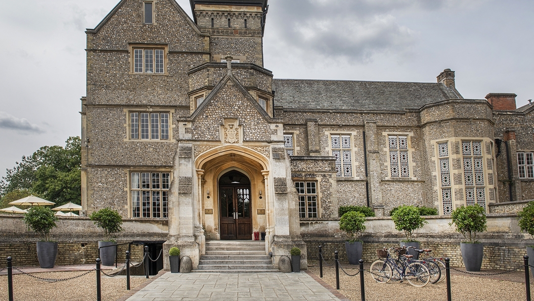 Hotel Rooms & Suites in East Horsley, Surrey