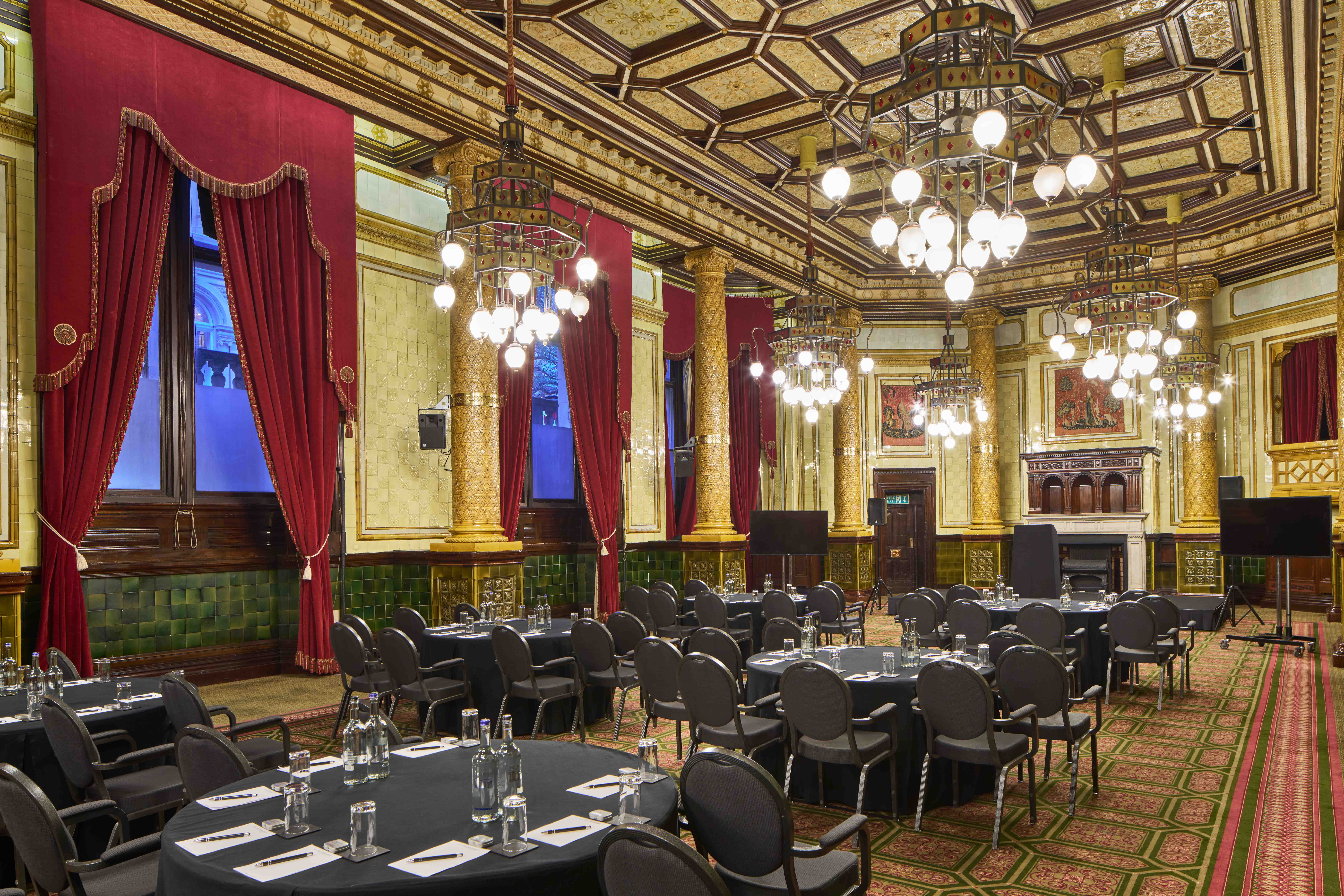 The Royal Horseguards Hotel and One Whitehall Place - image 2